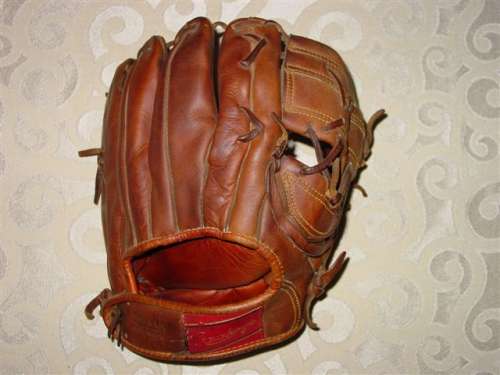 Mickey Mantle Rawlings MMP Back